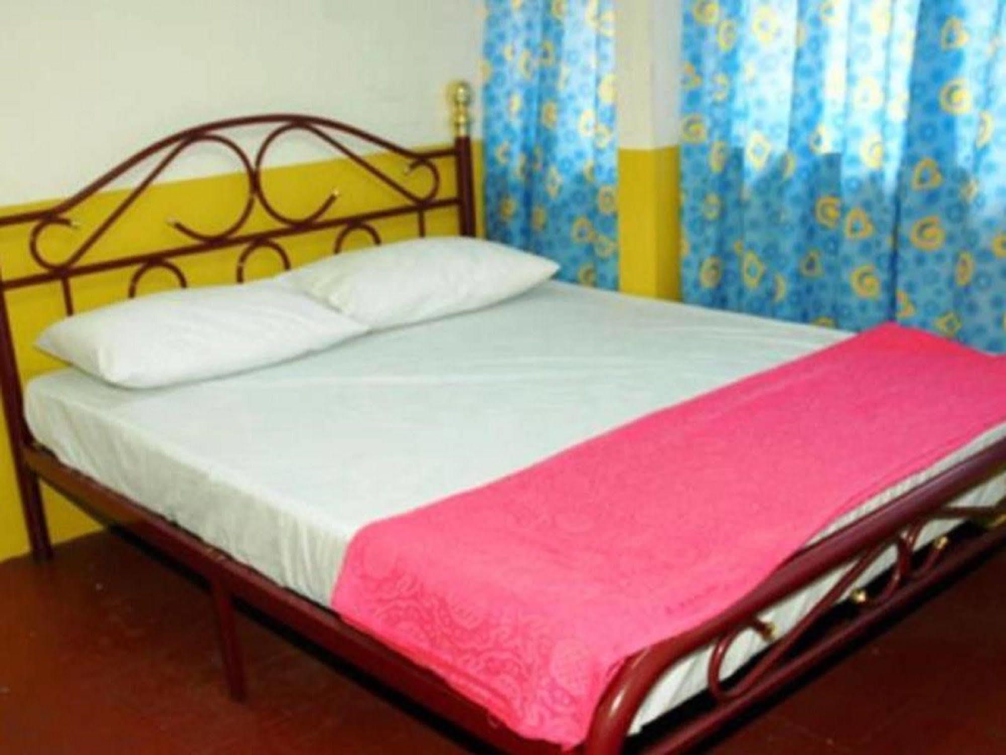 Stay In Lodge Kota Kinabalu Buitenkant foto