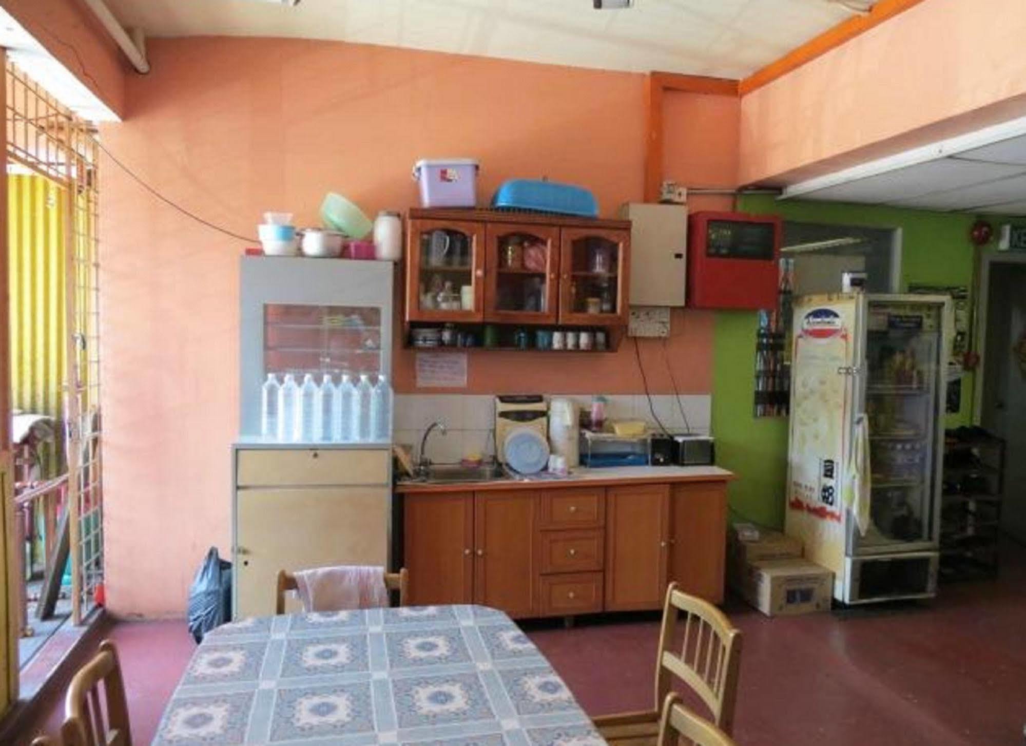 Stay In Lodge Kota Kinabalu Buitenkant foto