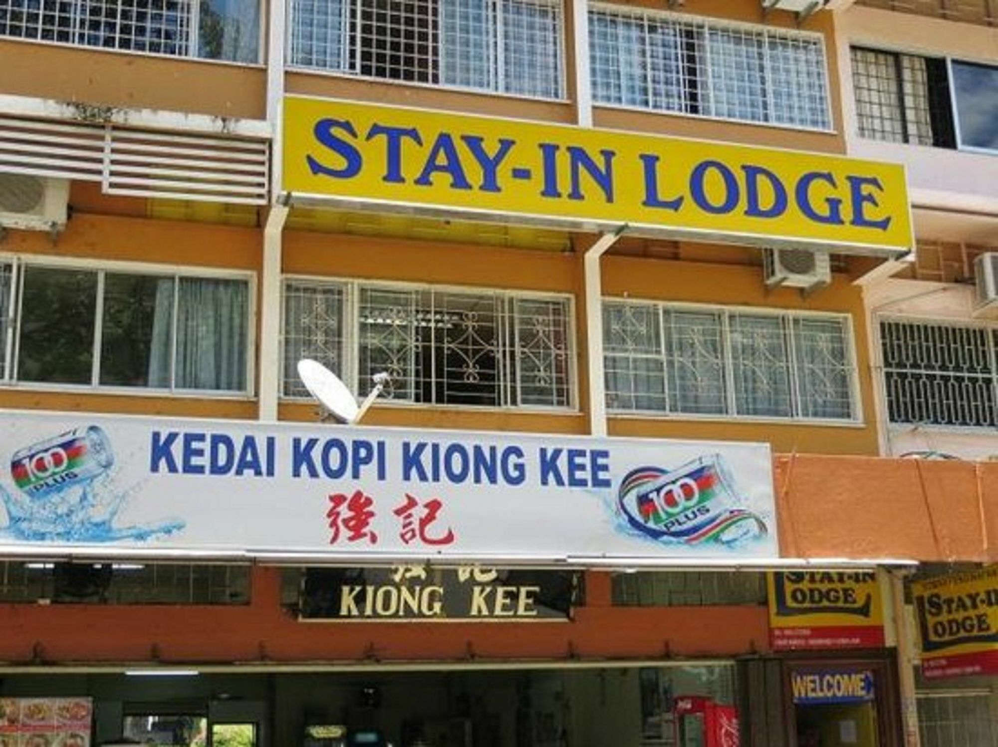 Stay In Lodge Kota Kinabalu Buitenkant foto